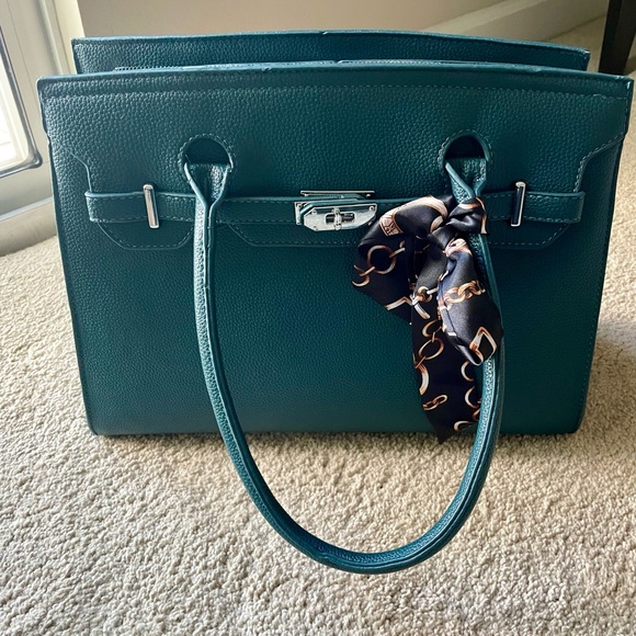 Leather handbag - Picture 10 of 15